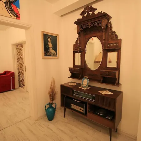 Fullmoon Room's Çeşme