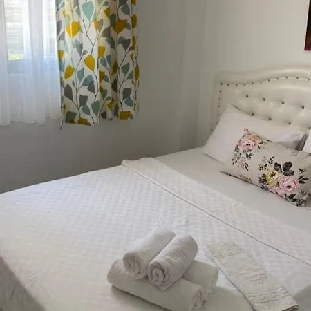 Hotel Fullmoon Room's