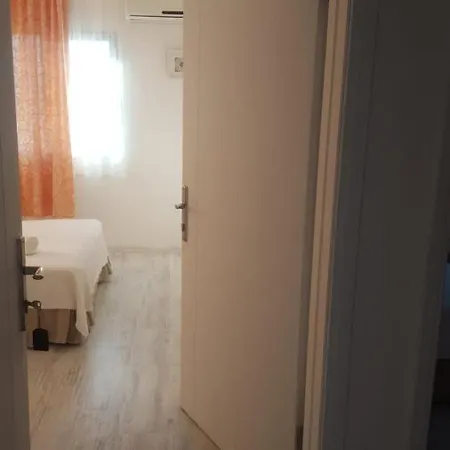 Fullmoon Room's